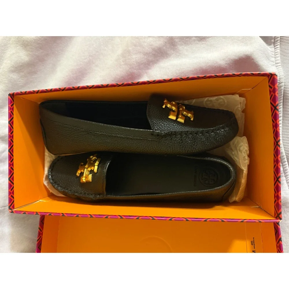 Tory Burch Everly Driver Black Tumbled Leather Loafers Gold Logo 85159 Size 7.5
